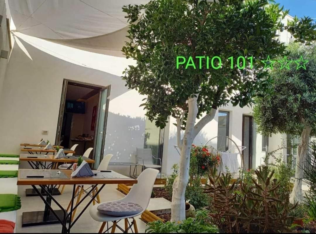 Patio 101 "Exclusive" Bed and Breakfast San Vito Lo Capo Buitenkant foto
