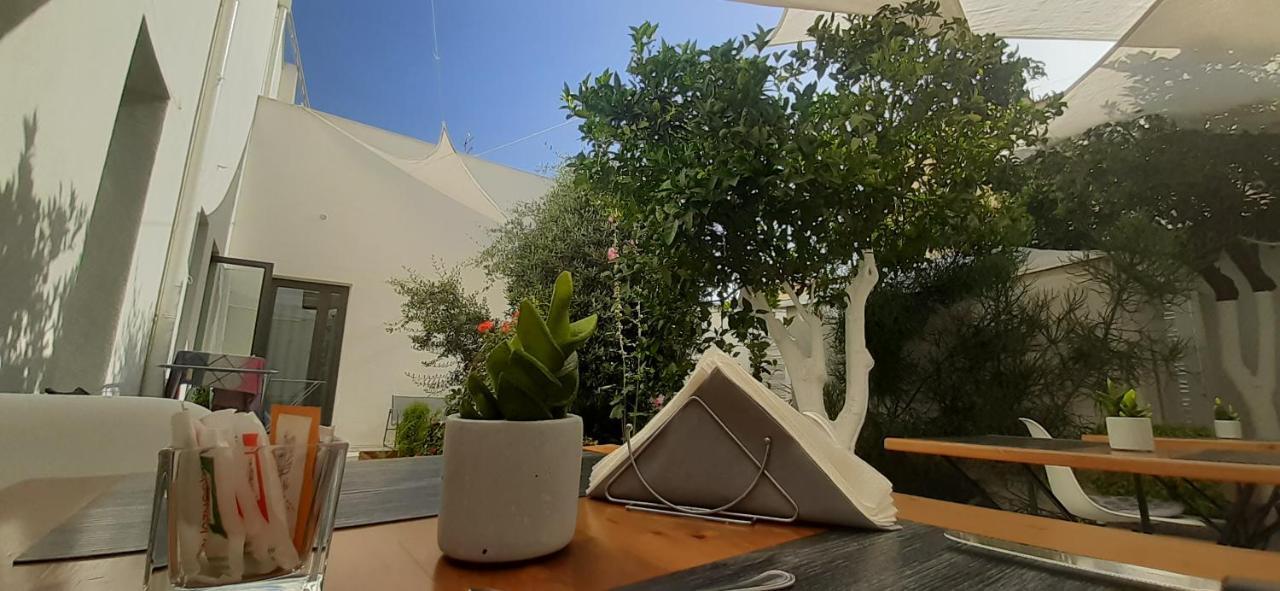 Patio 101 "Exclusive" Bed and Breakfast San Vito Lo Capo Buitenkant foto