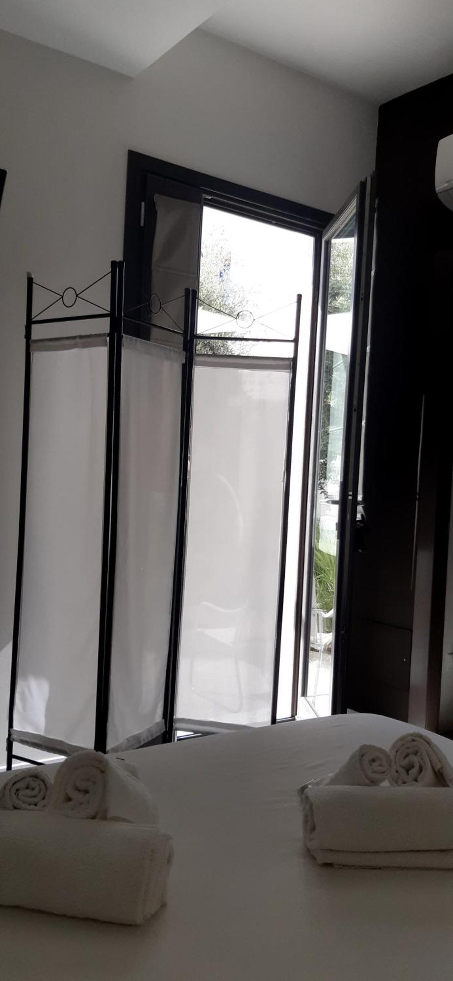 Patio 101 "Exclusive" Bed and Breakfast San Vito Lo Capo Kamer foto