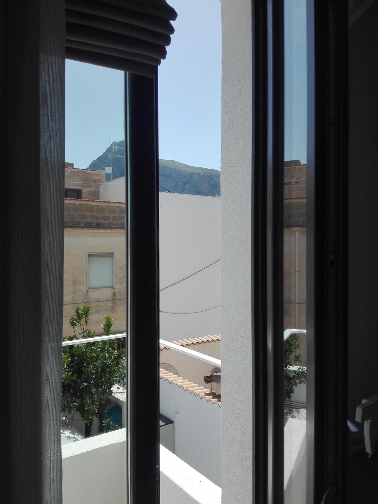 Patio 101 "Exclusive" Bed and Breakfast San Vito Lo Capo Kamer foto
